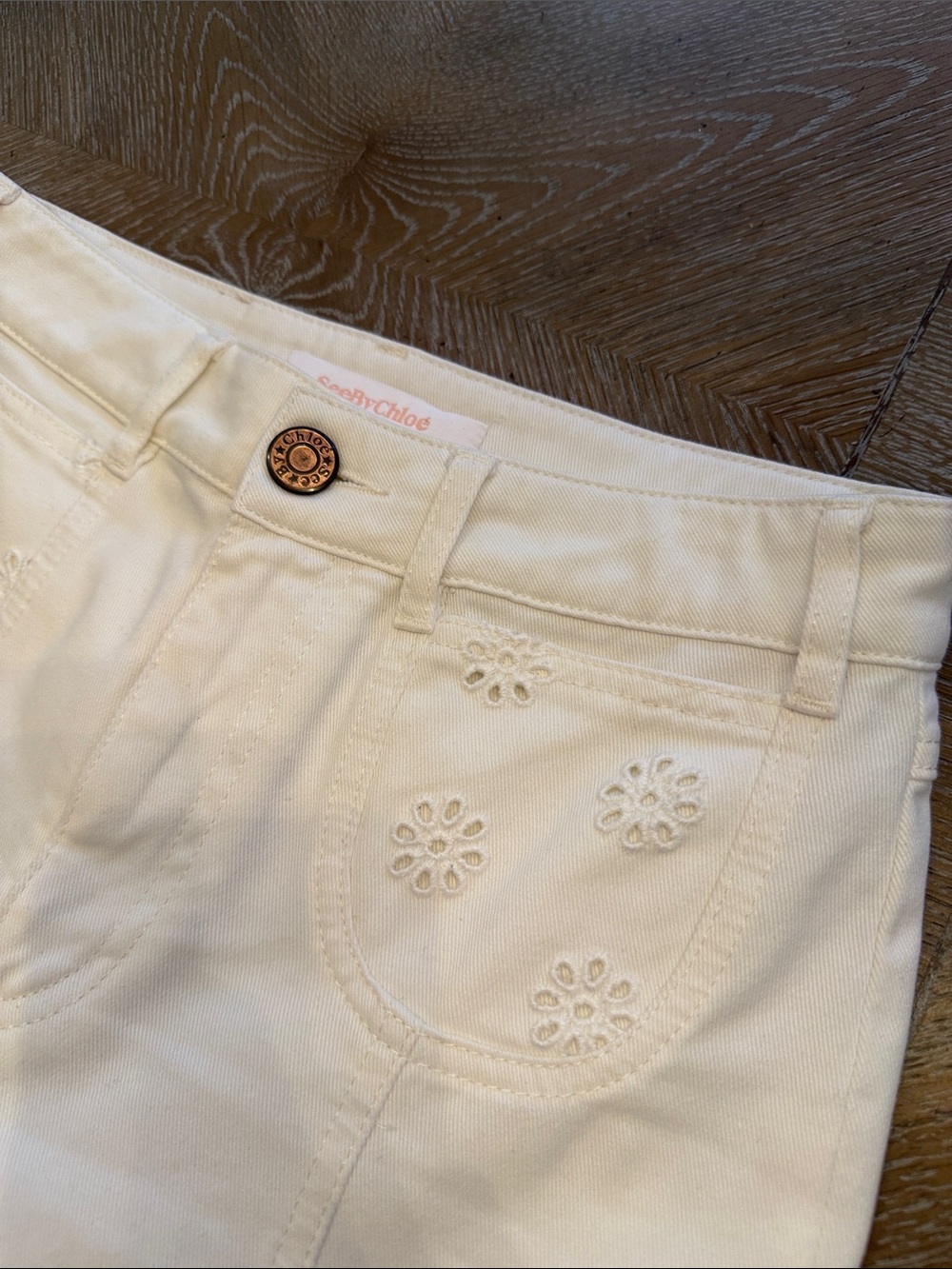See By Chloé Iconic Emily White High Rise Flared Jeans Eyelet Embroidered Pocket - Picture 7 of 8